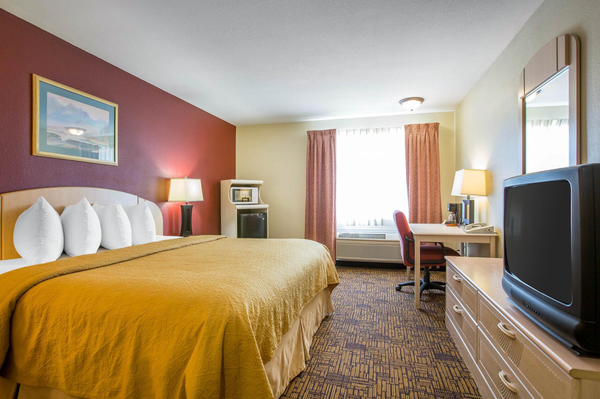 Quality Inn & Suites Weed Luaran gambar