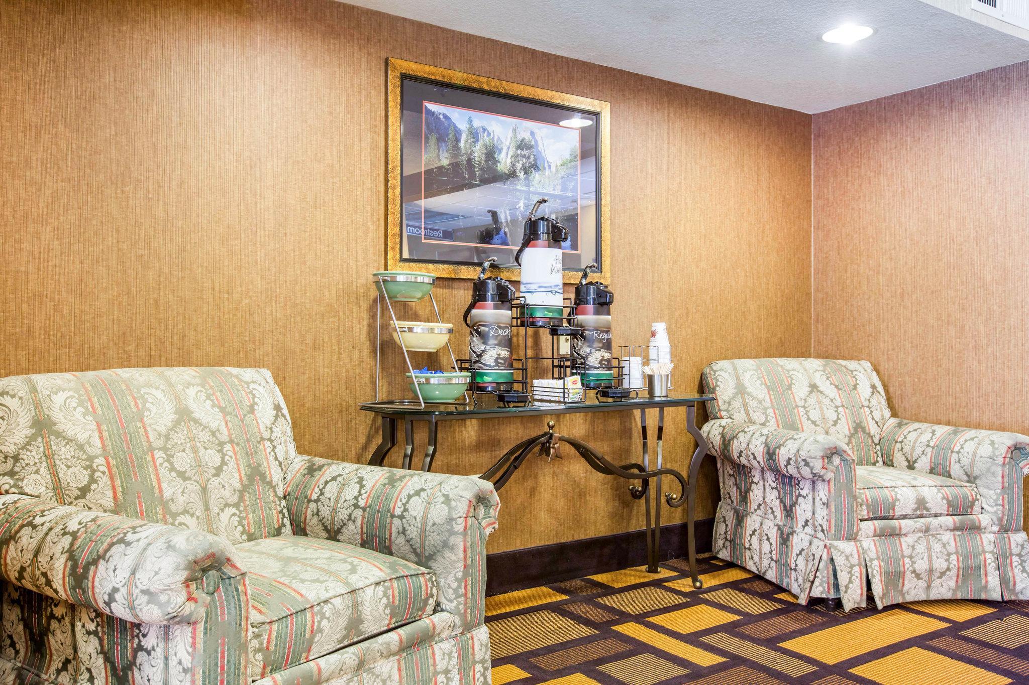 Quality Inn & Suites Weed Luaran gambar